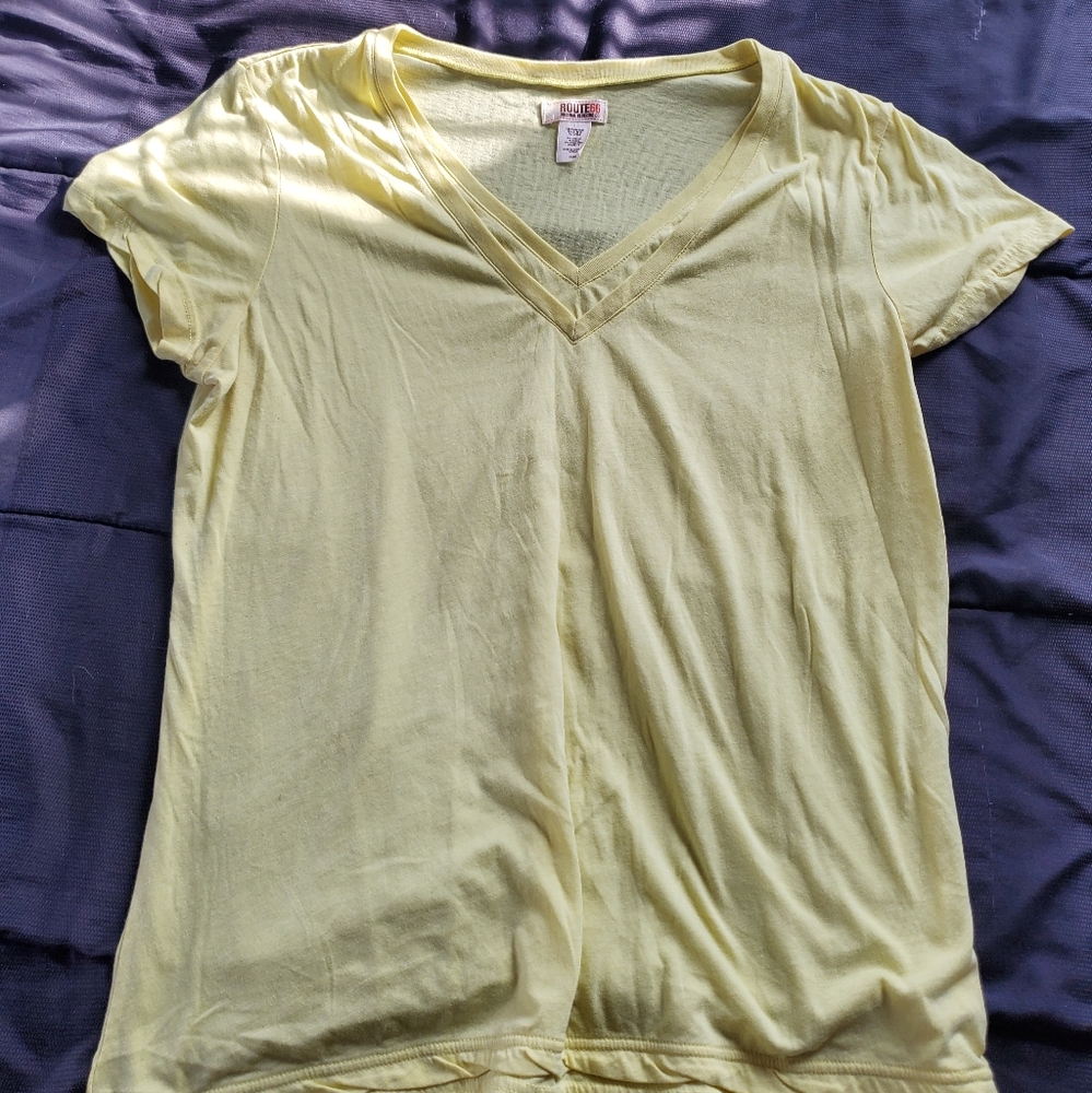 Women XL yellow vneck tee Route 66